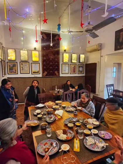 A lively dinner scene from my pop-up in Lucknow. It was wonderful to see families and friends gathered around the table, enjoying the Maharashtrian thali and sharing stories.
