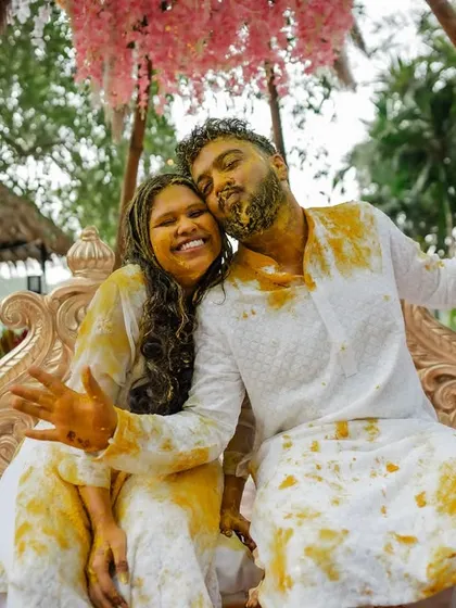 A Haldi ceremony that turned into a full-blown party. We love when celebrations are this energetic, allowing us to capture incredibly fun and dynamic candid shots.