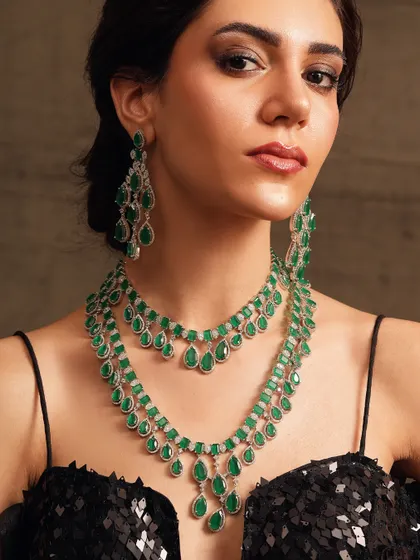 A magnificent layered emerald necklace from our diamond brilliance collection, designed for maximum sparkle.
