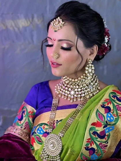 Another angle of this magnificent oversized polki set, showing how it catches the light and creates a truly memorable bridal look.