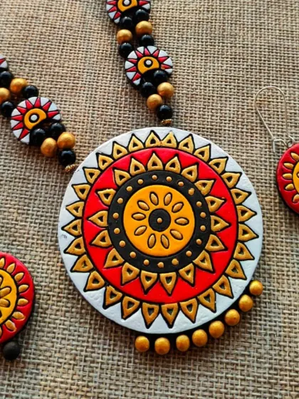 These are additional images and videos showing the wide assortment of necklace sets in various designs and colors that I have available for wholesale.