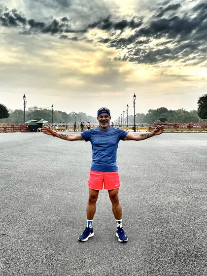 A perfect Sunday morning run against the backdrop of a beautiful Delhi sky. This is my therapy, a moment of peace and gratitude before the week begins. It’s about finding joy in movement and the city we call home.