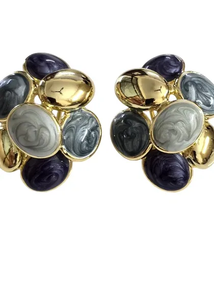 For a more western or contemporary look, I also design modern earrings like these studs with marbled grey, blue, and gold-tone stones. They are perfect for accessorizing gowns or even casual wear.