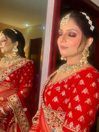 The reflection shows the makeup from another perspective. I always ensure my brides look perfect from every angle.