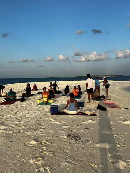 More glimpses from our unforgettable Lakshadweep retreats. Every moment is a postcard, from sunrise dives and full moon dinners to candid conversations and quiet naps on the beach.