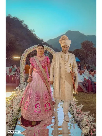 A grand beginning for a grand story, set against the majestic mountains of Rishikesh. I love finding these picture-perfect frames for my couples, making their destination wedding feel like a scene straight out of a movie.