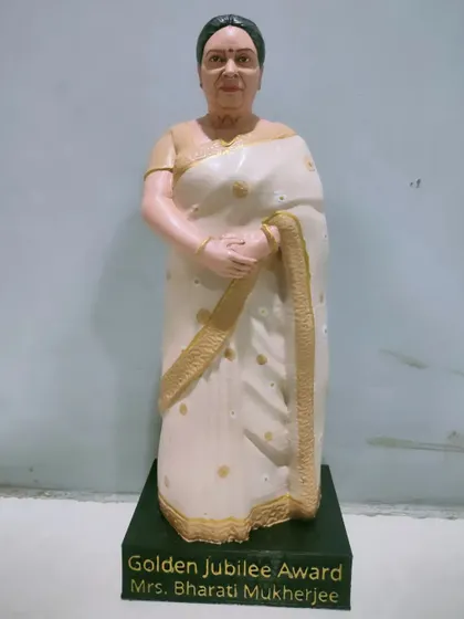Another example of a custom 3D statue, created as a "Golden Jubilee Award" tribute. I work carefully to capture the likeness and details from the photos you provide.