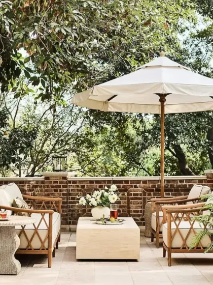 We design durable and stylish outdoor furniture that brings comfort and natural elegance to any patio, garden, or resort poolside. This set, featuring a sturdy frame and weather-resistant cushions, is built to withstand the elements while providing a sophisticated space for relaxation.