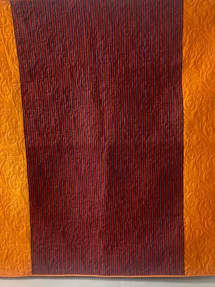 Another view of the striking backing fabric.