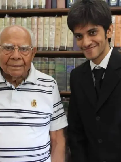 An old photograph from a meeting with the late Ram Jethmalani Sir. Learning from such legends is an honor.