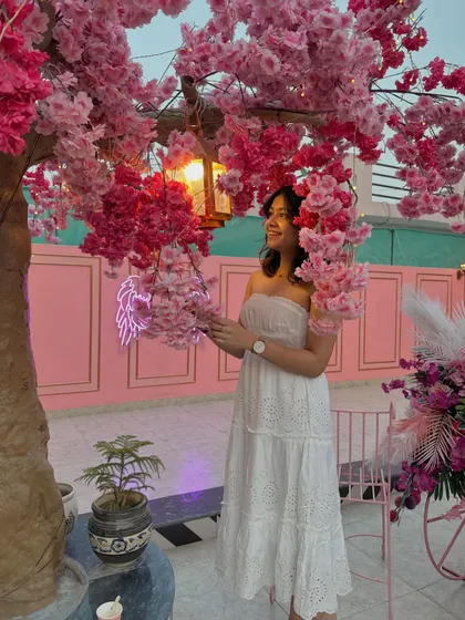 Feeling like I’m in a fairytale. This dress and this location were a perfect match.