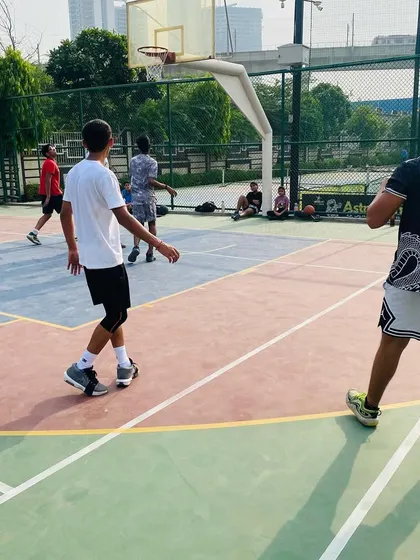 Players reset after a play, demonstrating the continuous flow of our practice matches.