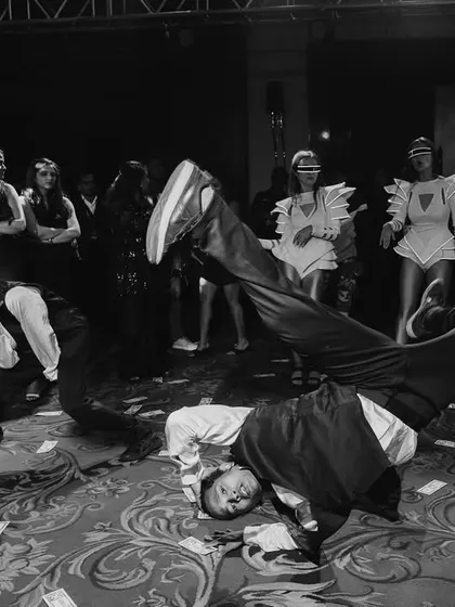 Our talented artists take the stage with electrifying breakdance moves, igniting the dance floor and adding a dose of fun to this Toy Room Club themed party.