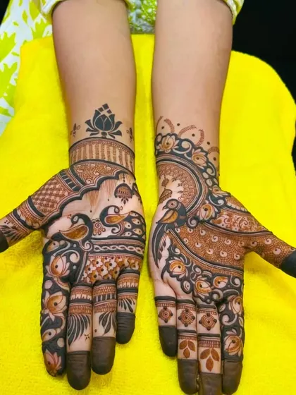 A duplicate image of the party-style peacock and floral design.
