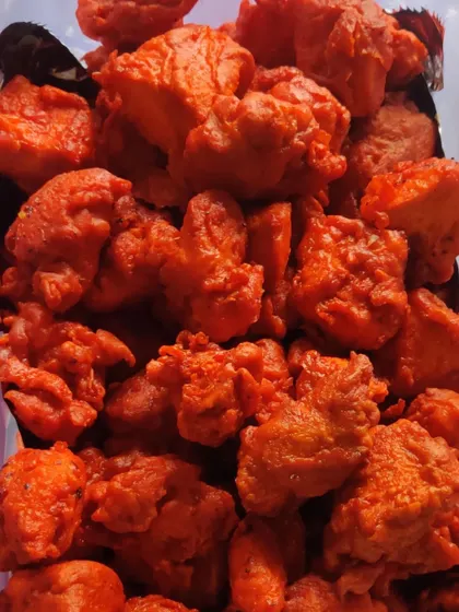 Crispy and soft chicken kababs, deep-fried to a perfect golden red. This is a classic party starter that is always in high demand for events.