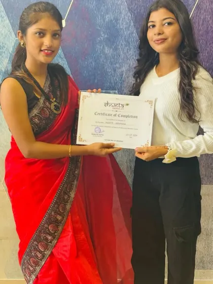 Another one of my students successfully completes her training. I wish her all the best as she begins her journey as a professional mehendi artist.