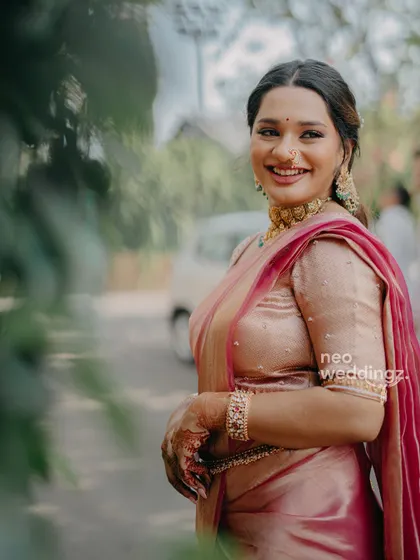 A candid, happy shot captured by the photographer. She looks so natural and joyful.