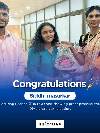 Siddhi Masurkar receiving her award after securing a bronze medal in the DSO competition. Her participation in the Divisionals also showed great promise.