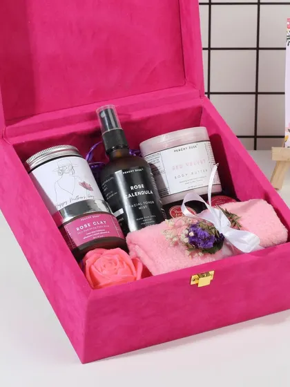Spoil your amazing mom with this beautiful pink velvet hamper. It's filled with love, appreciation, and a curated selection of my rose-themed products to pamper her.