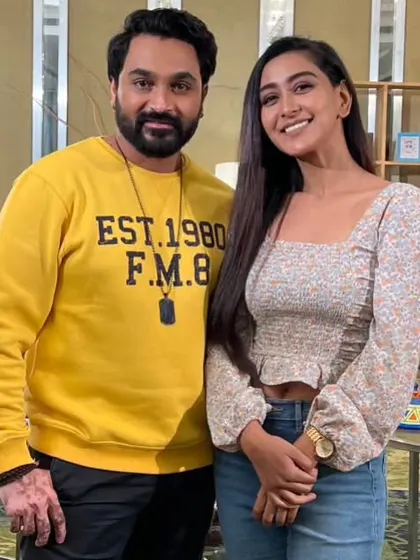 Another great day on set for "Masti Masala" with actress Saathvika. Her look was fresh and youthful, perfect for the fun vibe of the show.