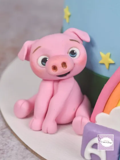 A duplicate image of the pig figurine, highlighting its cute expression.