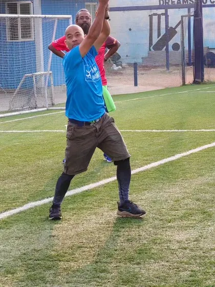 Even runners can play cricket! A member showing his bowling action during our Sports Day. It was great to see everyone trying out different sports.