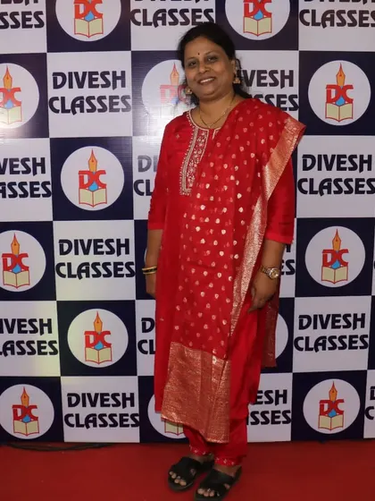 Leena Miss at the farewell event. She plays a crucial role in the management and smooth functioning of our classes, ensuring a supportive environment for everyone.