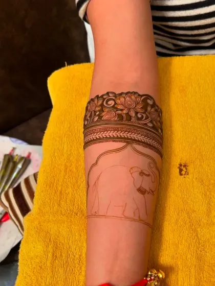 The first step in creating the elephant armband: the outline. This shows how I map out the design before filling in the intricate details.