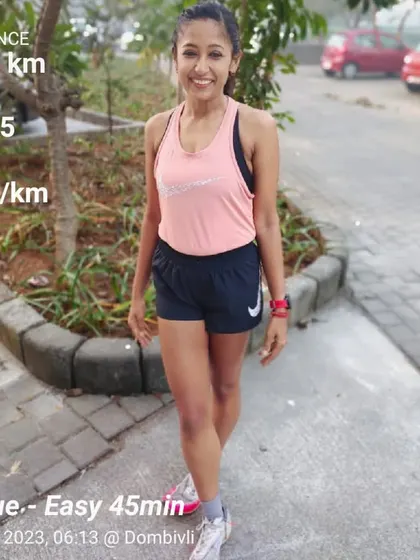 An easy 45-minute run. Sometimes you need to look at an old picture to see how far you've come. This was a steady 5:39/km pace.