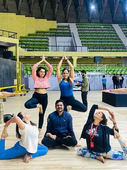 Celebrating International Yoga Day with fellow trainers and yoga enthusiasts. Yoga is a fantastic practice for improving flexibility, mindfulness, and recovery.
