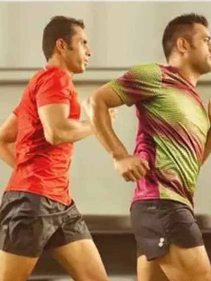 Training alongside the best. A throwback to a running session with the legendary MS Dhoni. It's a privilege to share my knowledge of fitness and movement with top-tier athletes.