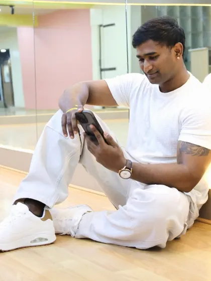 Taking a break between classes at the studio. I am always connected and available for my clients and students.