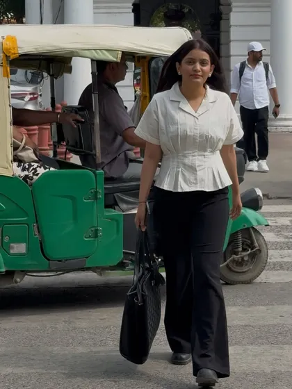 On my way to a hearing, focused and prepared. As a 'vakeel sahiba' who understands the digital world, I am committed to fighting for my clients in the courts of North India.