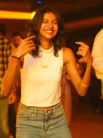 Cool and confident on the dance floor.
