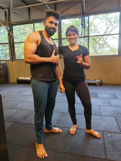 It’s not just about individual training; it’s about building a stronger community. Here I am with a fellow fitness enthusiast after a challenging Animal Flow session, pushing each other to evolve.