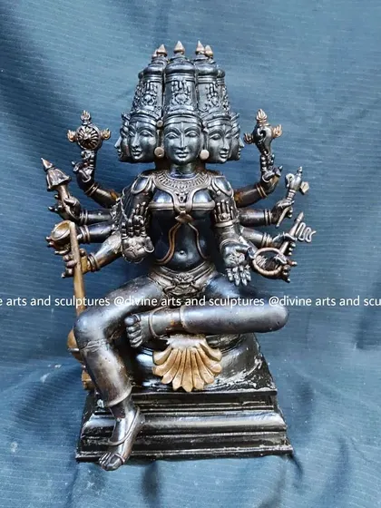A wax model of the five-faced goddess Gayatri, a personification of the sacred Vedic hymn. Each face represents one of the five pranas, or life forces, a concept we translate into sculptural form.