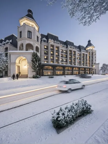 We designed this 600,000 sq. ft. mixed-use development in the heart of Moscow, inspired by timeless Russian Orthodox architectural character. This landmark project showcases our dedication to creating spaces that resonate with cultural heritage while offering contemporary functionality on a global scale.