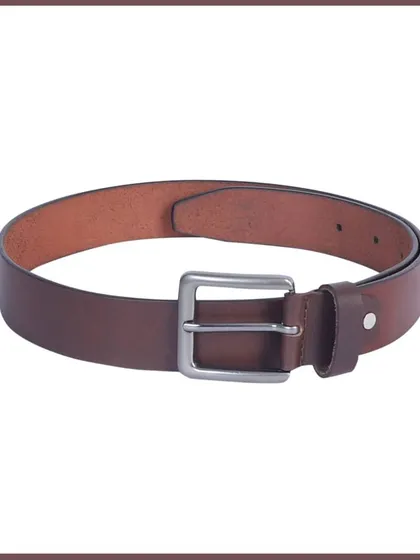 A simple, clean shot of a men's brown leather belt, ready for any e-commerce platform.