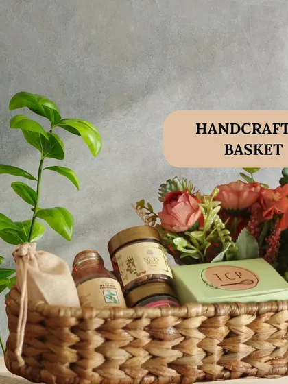 For a more rustic feel, our Handcrafted Basket is a wonderful Rakhi gift. It’s filled with our wholesome, eggless treats and decorated with a lovely floral arrangement.