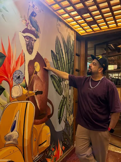 Taking a moment to appreciate the iconic art at Monkey Bar before another packed VIBE CHECK session.