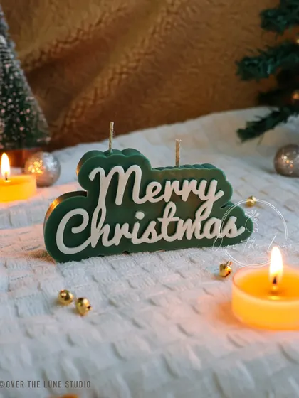 For a classic Christmas look, I also make the 'Merry Christmas' candle in a beautiful forest green. It pairs perfectly with traditional holiday decor.