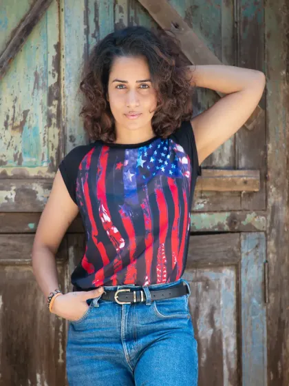 A confident and stylish pose from a casual portrait shoot. I work with you to find poses that feel natural and reflect your personality.