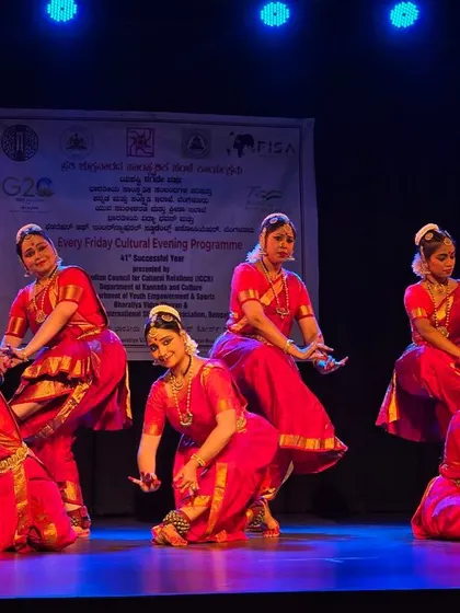 A graceful group pose from our recital at Bharatiya Vidya Bhavan. Choreographing for these cultural evenings is about respecting tradition while presenting it in a fresh and engaging way.