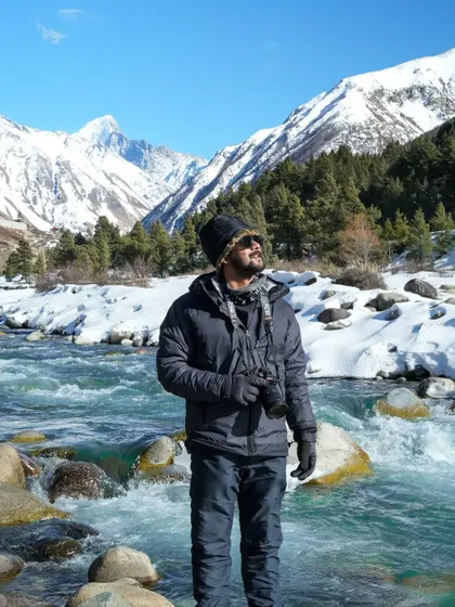 A series of photos and video clips of me during my travels in Spiti and Varanasi. These visuals show me with my camera, fully immersed in the experience of documenting the world around me.