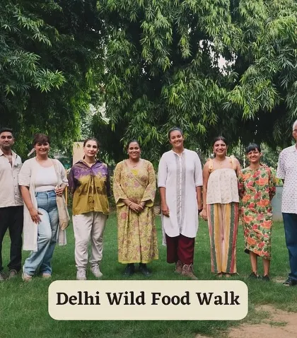 The group from our Delhi Wild Food Walk poses for a photo. It was a wonderful gathering of people passionate about ecology and biodiversity.