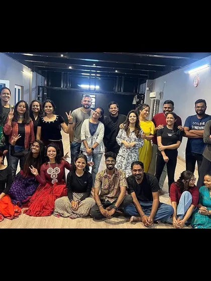 A more casual group photo after a dance session. It shows the comfortable and relaxed atmosphere of the studio, making it a place where people feel at home.
