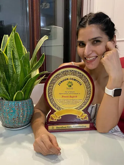 I am deeply honored to receive this award from the Barefoot Edu Foundation for my contribution as a judge at their street play competition. It is a joy to support and empower young voices.