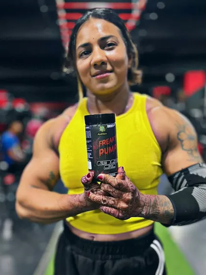 Elevating my workout with Frankenstein Lab's 'Freaky Pump'. This pre-workout is stimulant-free, so I can use it for evening sessions without disrupting my sleep.