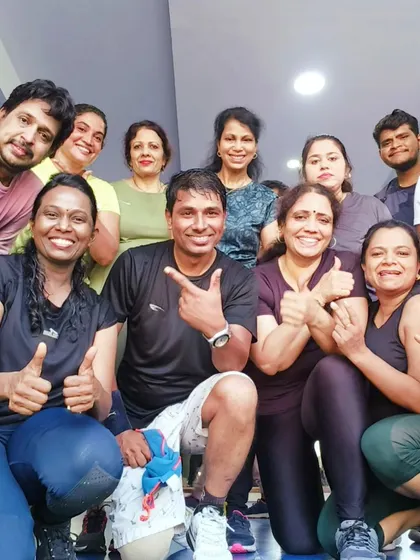 A close-up with some of our most energetic members. The smiles and thumbs-up say everything about their experience.