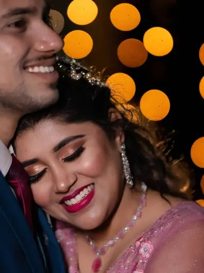 A duplicate of 183, a beautiful close up with a warm, romantic glow.